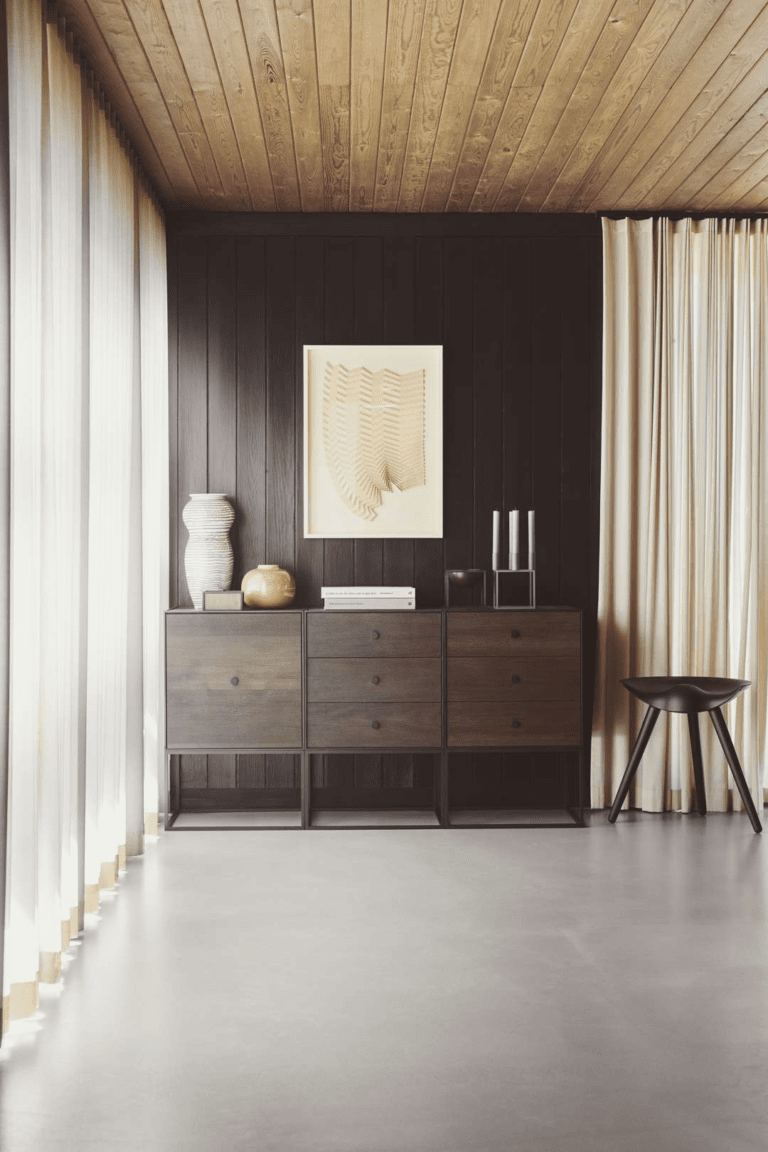 Frame 49 Inkl låge og hylde