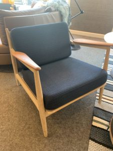 Ib Koefoed Larsen - Stol 107 - Udstillingsmodel - Eg træ - Stol 107