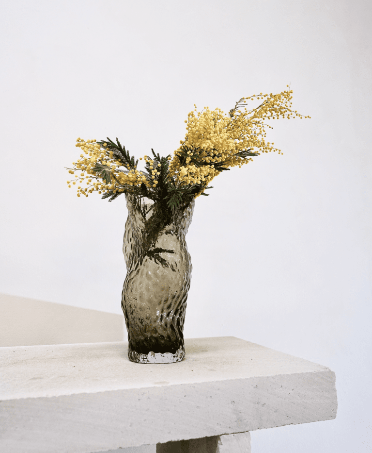 Hein Studio Ostrea rock vase