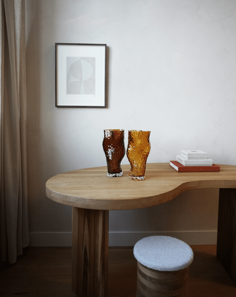 Hein Studio Ostrea rock vase